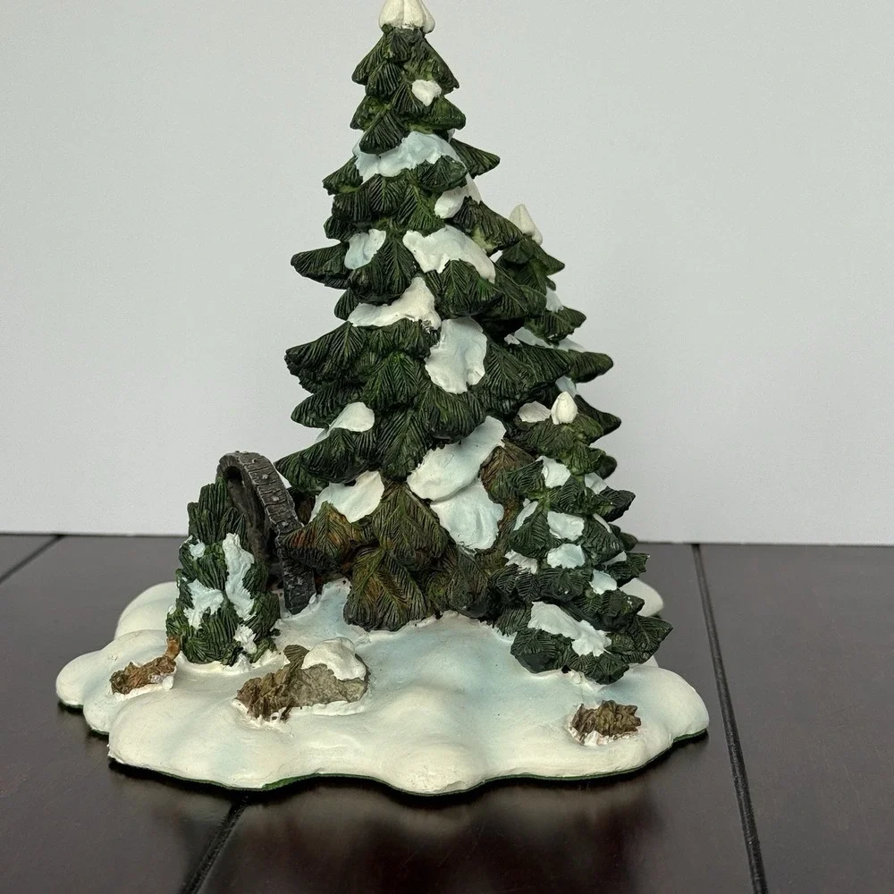 Department/Dept‎ 56 Wagonwheel Pine Grove (52617) w/Box Village Wagon Wheel